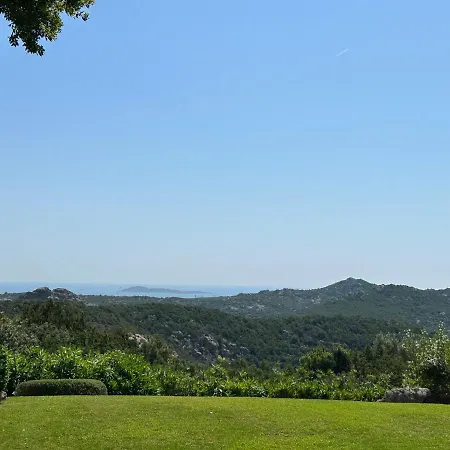 With Pool And Panoramic View Costa Smeralda Villa